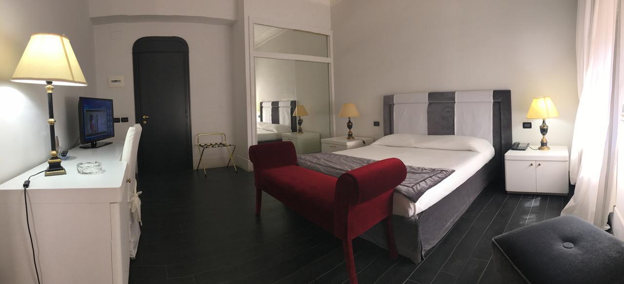 فوجيا White House Hotel المظهر الخارجي الصورة
