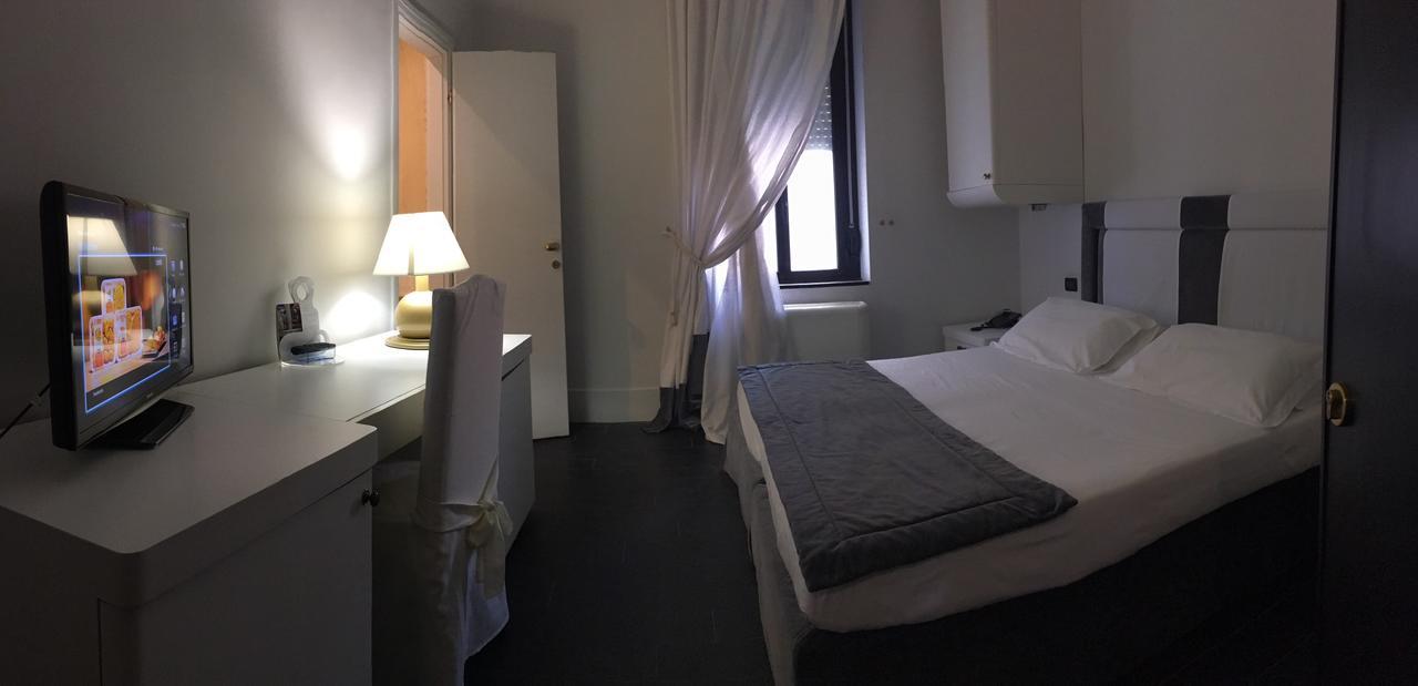 فوجيا White House Hotel المظهر الخارجي الصورة